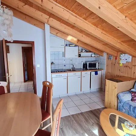 Haus - Bei Einfahrt Grosser Nussbaum By Interhome