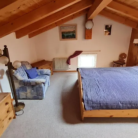 Appartement Haus - Bei Einfahrt Grosser Nussbaum By Interhome *