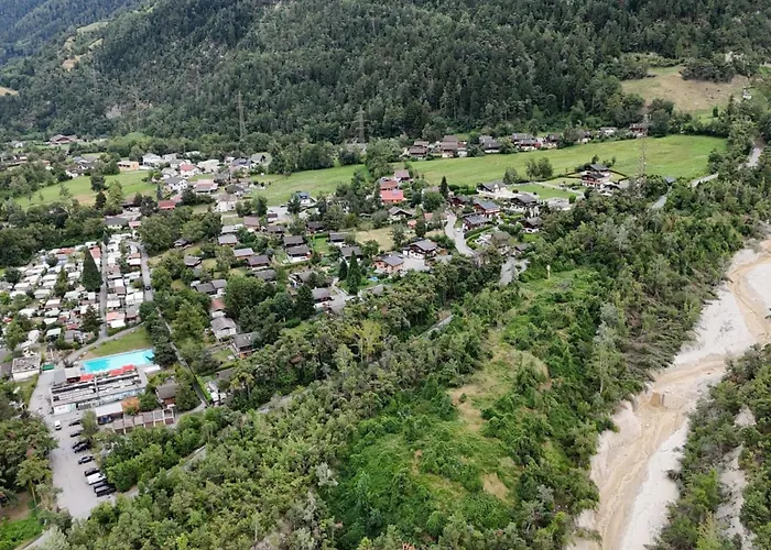 Haus - Bei Einfahrt Grosser Nussbaum By Interhome